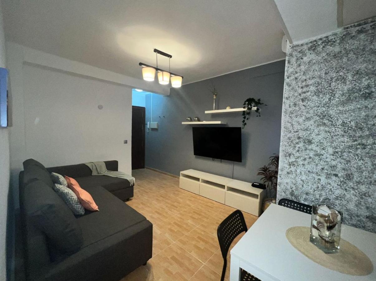Holidays2Malaga 2 Bedroom Armengual De La Mota Close Shopping Center Экстерьер фото